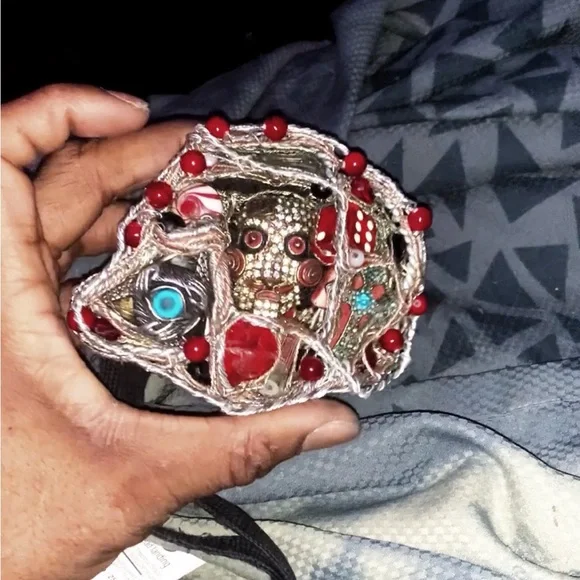 🦹🏾⚡️🎮Hand Made Gadgets Bring Me Your Toys and Stones Lets make Magic ⚡️🪄🍭🗿🔮💎⚡️